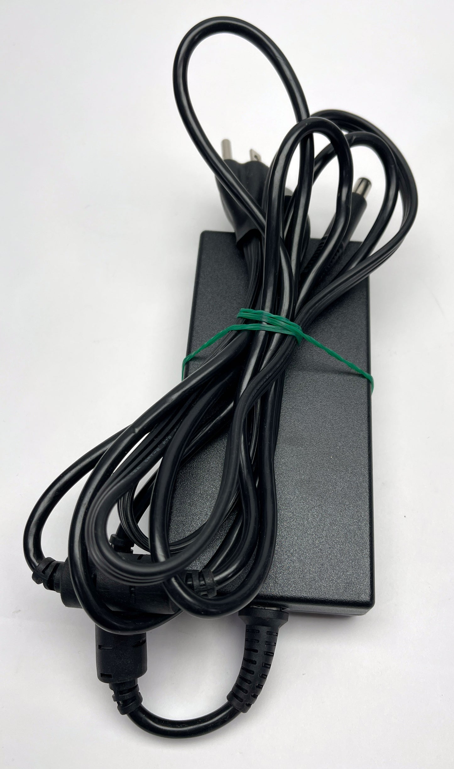 DELL 180W 19.5V, 9.23A Charger LA180PM180 AC power Adapter Charger DP/N 047RW6 For Dell Laptop