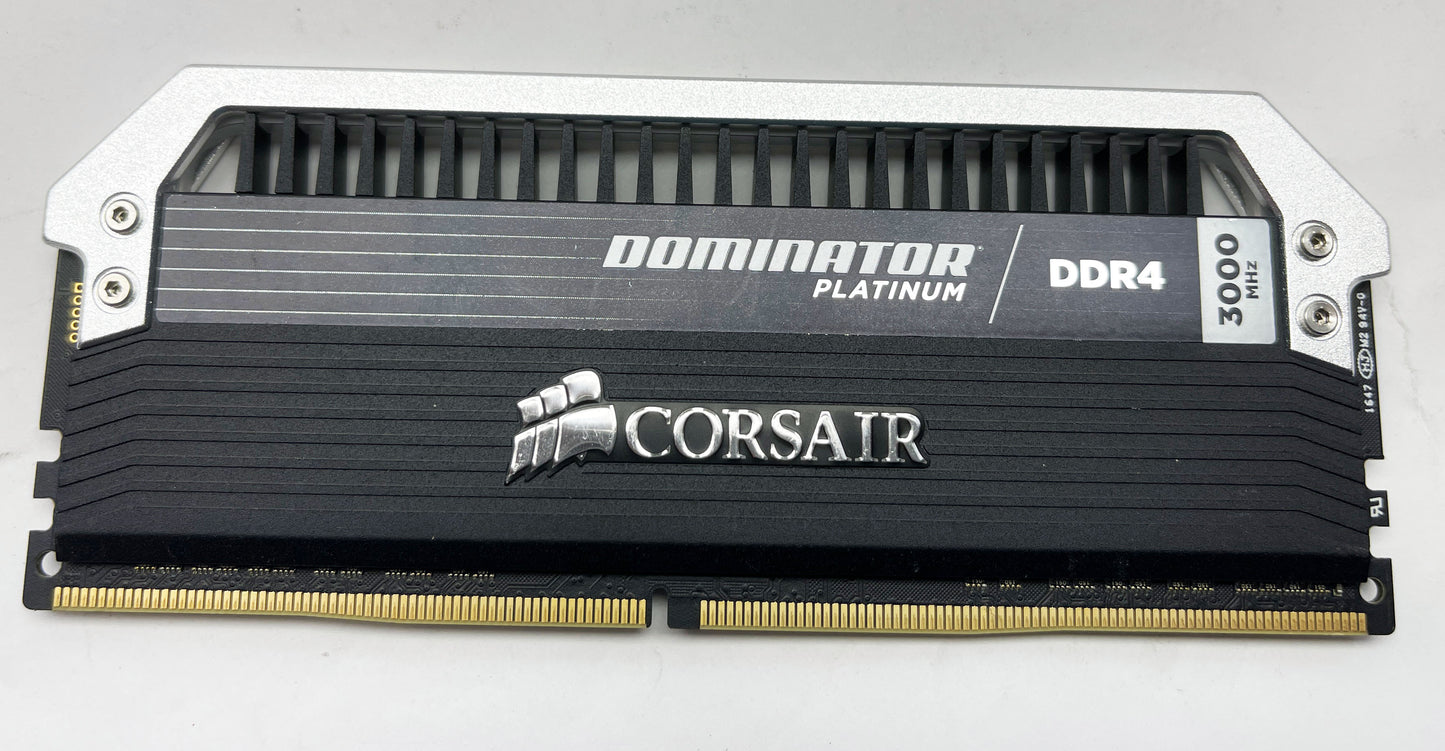 Corsair Dominator Platinum 16GB RAM DDR4 3000MHz PC4 CMD32GX4M2B3000C15