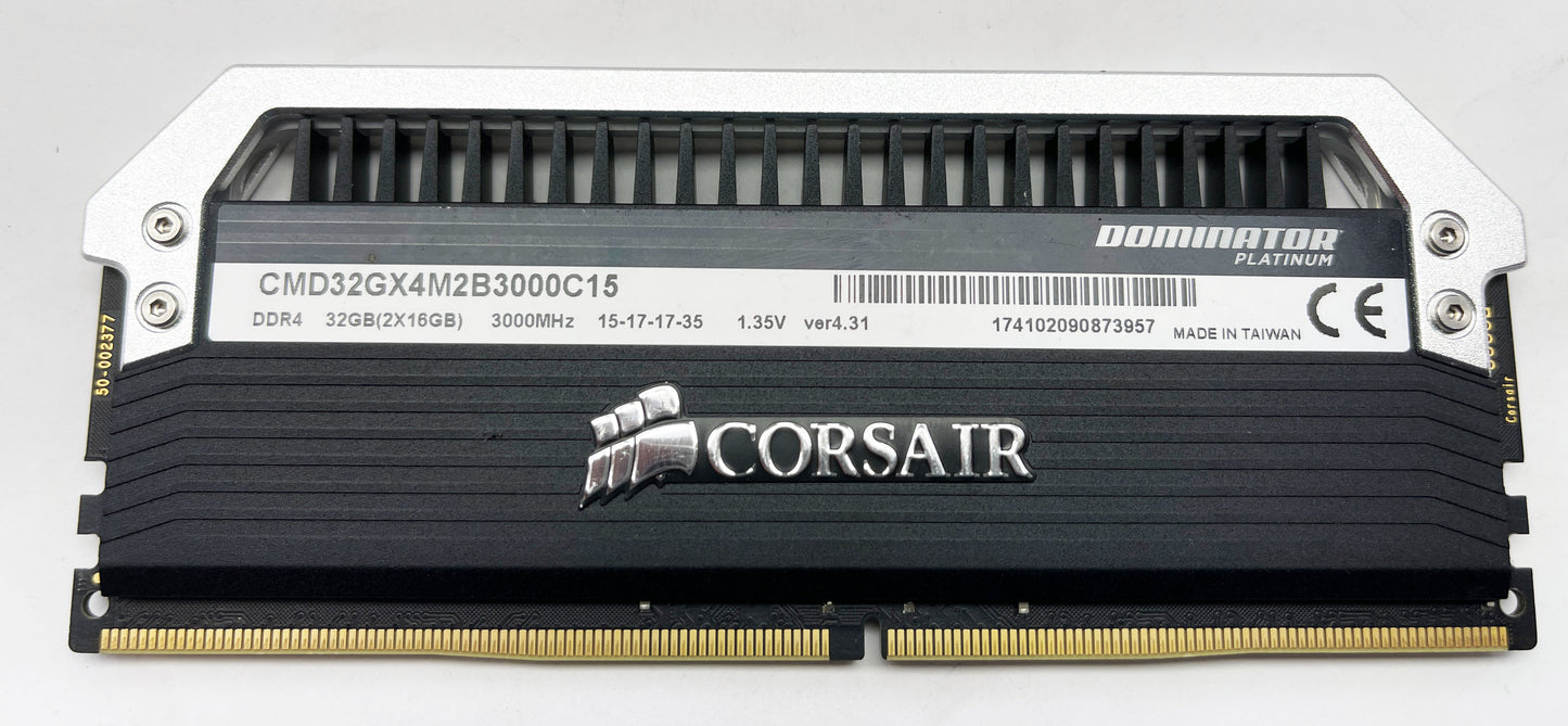 Corsair Dominator Platinum 16GB RAM DDR4 3000MHz PC4 CMD32GX4M2B3000C15