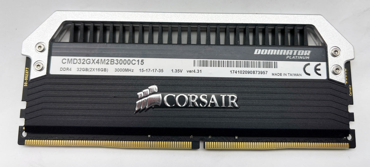 Corsair Dominator Platinum 16GB RAM DDR4 3000MHz PC4 CMD32GX4M2B3000C15