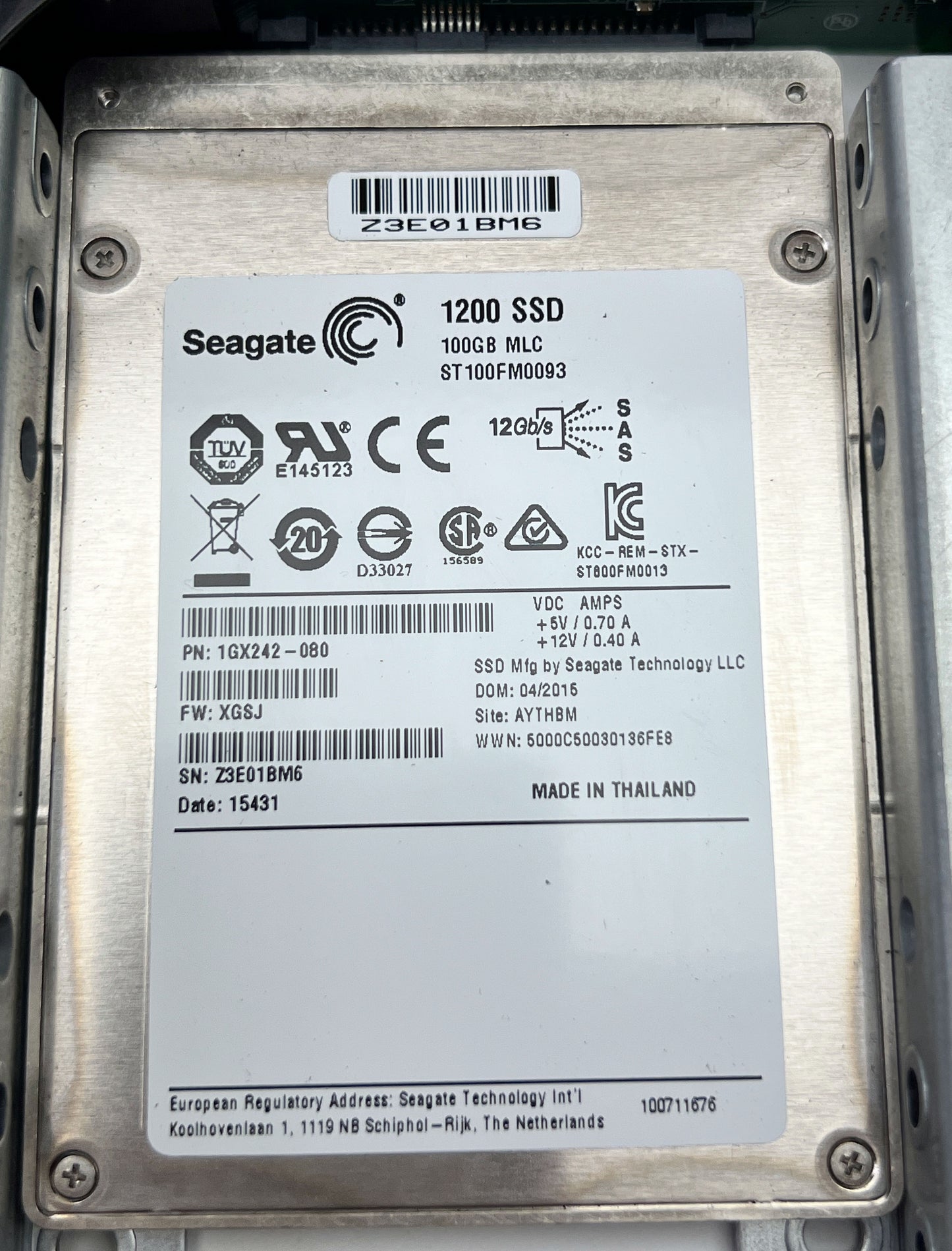 Seagate 1200 SSD 100 GB DRIVE With SAS Caddy Tray Hot-Plug SSD-Used