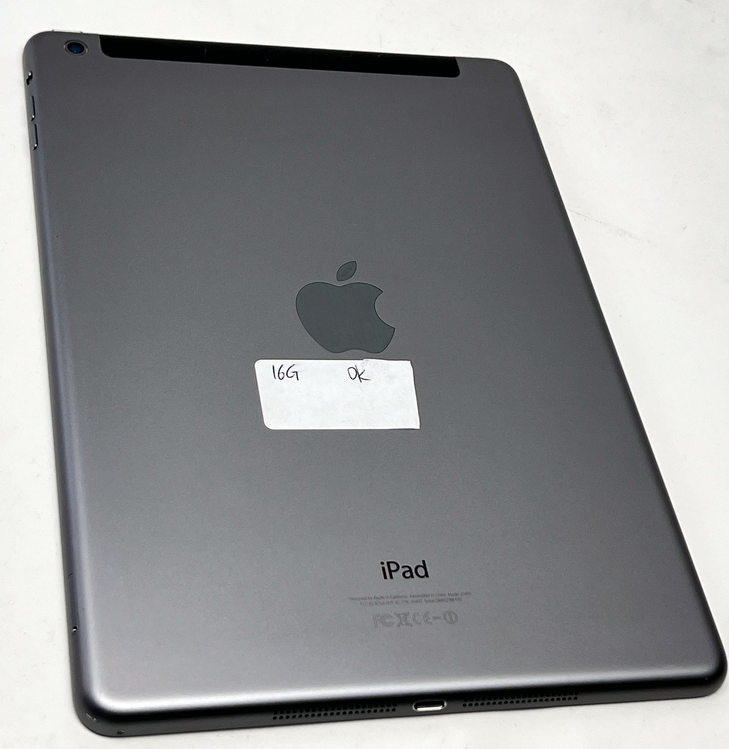 Apple iPad Air (A1475)- ME991LL/B- 64 GB WiFi +Cellullar 9.7" Space Gray UNLOCK