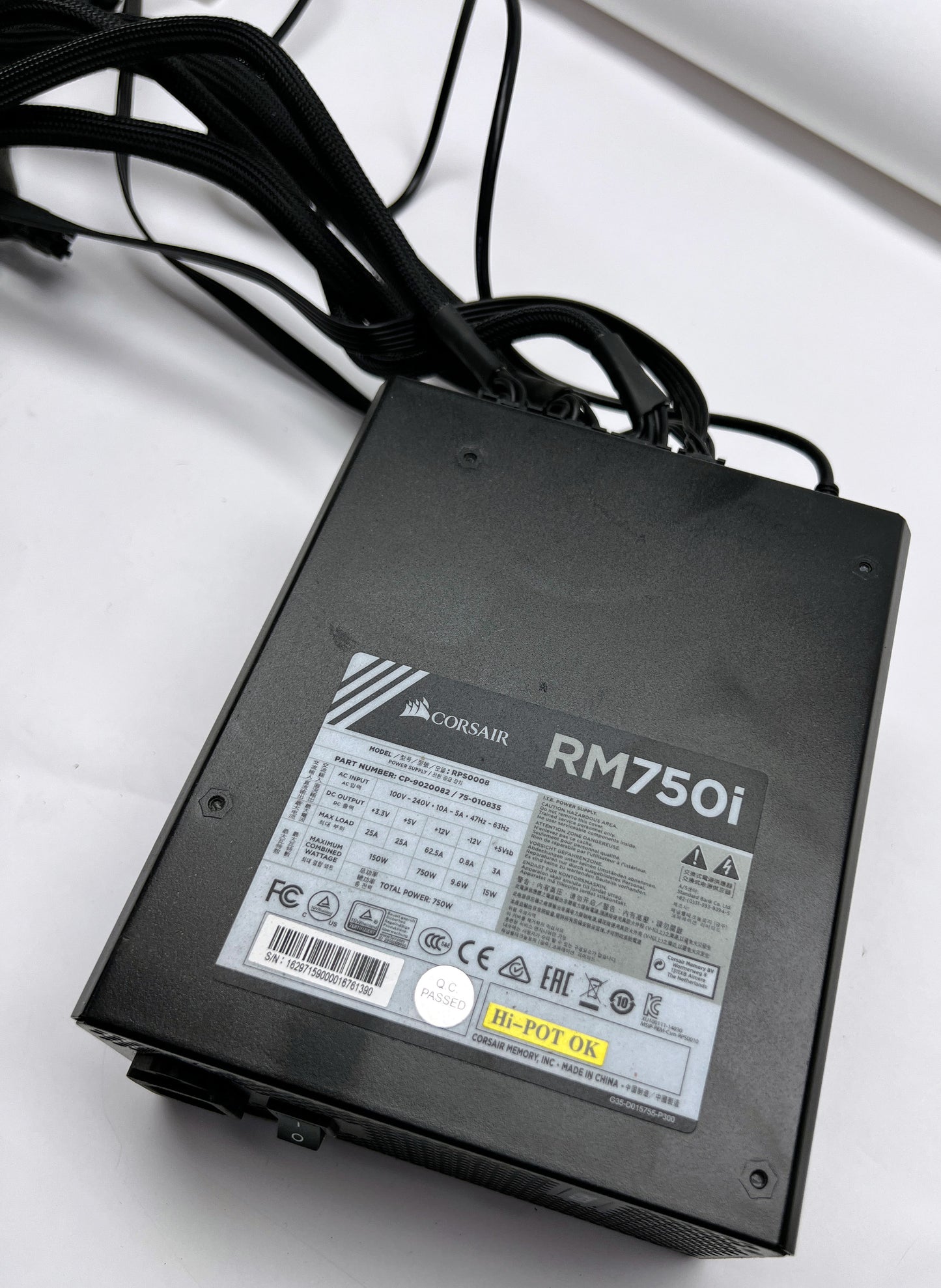 CORSAIR RM750i Model RPS0008 Power Supply P/N CP-9020082 750W Desktop PSU