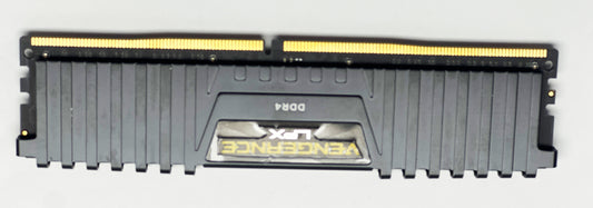 16GB DDR4 Corsair Vengeance LPX 3000 Mhz 1.35V Desktop Computer PC Memory RAM