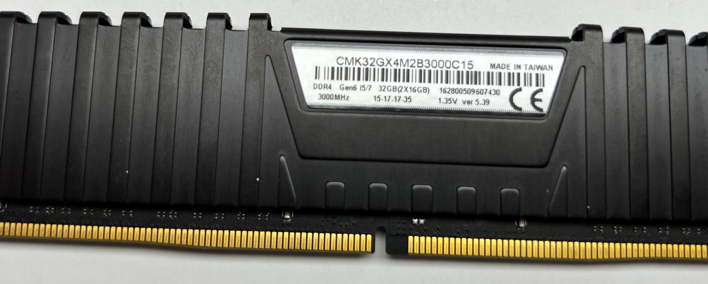 16GB DDR4 Corsair Vengeance LPX 3000 Mhz 1.35V Desktop Computer PC Memory RAM